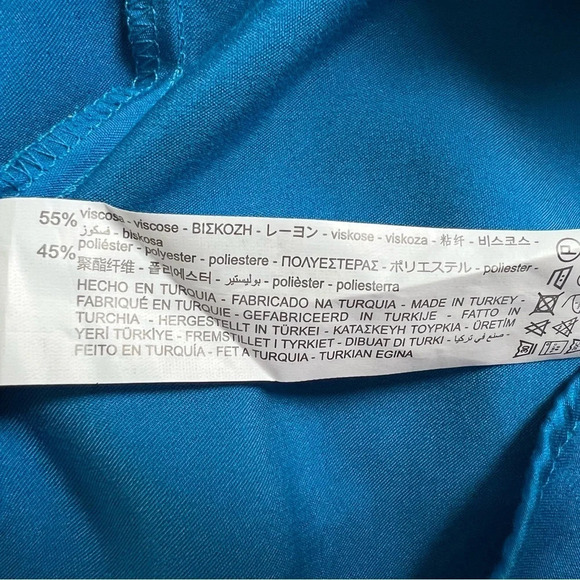 NEW Zara Size Medium Satin Effect Blouse Royal Blue Open back long Sleeve Sz XS - Picture 9 of 9